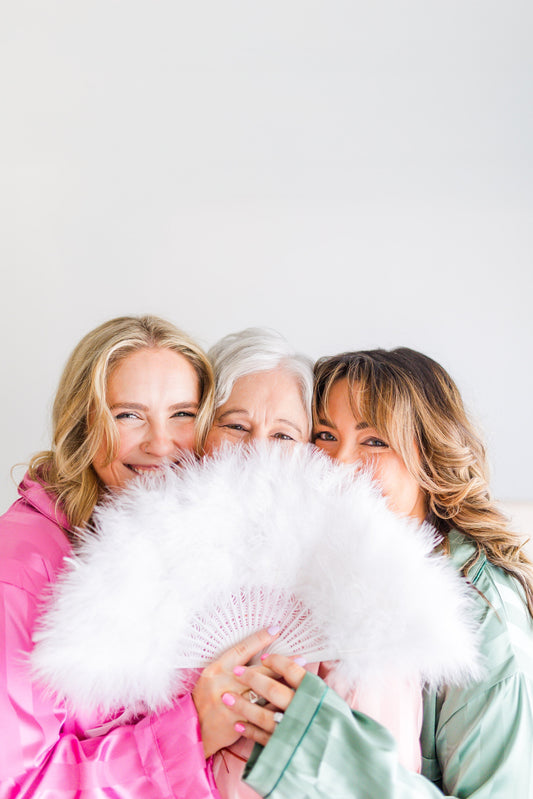 How to Include Your Mom, Grandma, Aunts & Cousins in Your Wedding (Without Losing Your Mind) : A 5 part series!